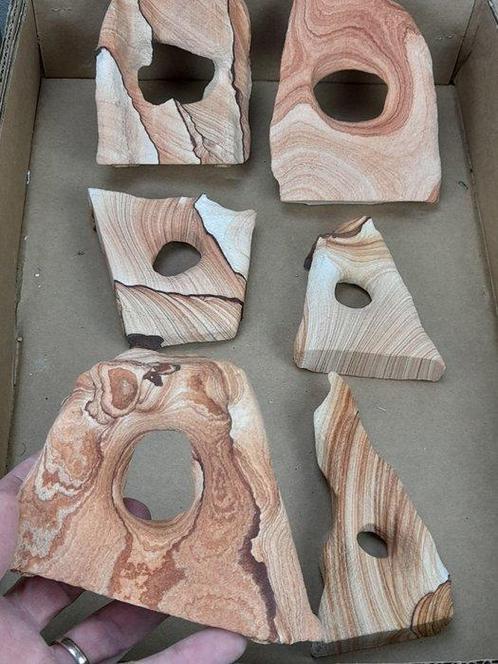 Prachtige zandsteen sculpturen- 1.5 kg - (6), Verzamelen, Mineralen en Fossielen