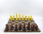 Schaakspel - Amber schaakset – Baltisch amber ingebed in, Verzamelen