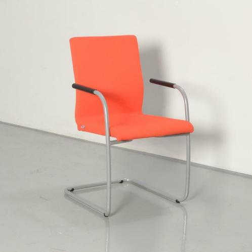 LD seating vergaderstoel, oranje, sledeframe, Huis en Inrichting, Stoelen, Gebruikt, Ophalen of Verzenden