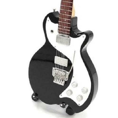 Miniatuur ESP SA-2 gitaar met gratis standaard, Verzamelen, Film en Tv, Beeldje, Replica of Model, Nieuw, Verzenden