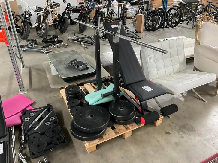 Online veilingen: Decathlon Bank 900 met Gewichten, Sport en Fitness, Fitnessmaterialen, Gebruikt