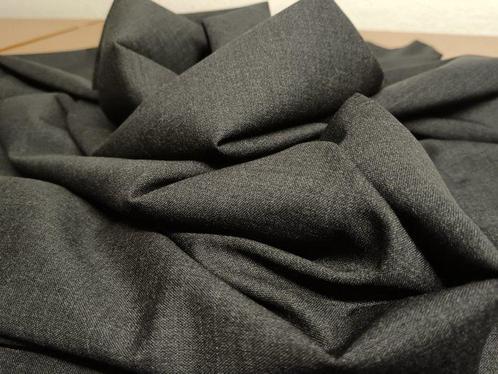 Pure gekartelde zuivere wol, maat 7,1 x 70 m - Textiel - 700, Antiek en Kunst, Antiek | Tapijten, Tafelkleden en Textiel