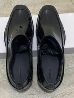 Givenchy - Loafers - Maat: EU 42, Nieuw