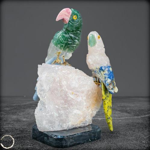 Natuurlijk rozenkwarts, kwarts, amazoneit vogels op een, Verzamelen, Mineralen en Fossielen