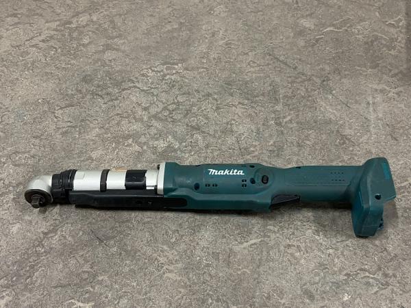 Veiling - Makita haakse momentsleutel body BFL201FZ, Doe-het-zelf en Bouw, Gereedschap | Overige machines