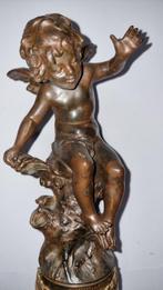 Auguste Moreau (1834-1917) - sculptuur, Enfant a la Mouche -, Antiek en Kunst, Antiek | Keramiek en Aardewerk