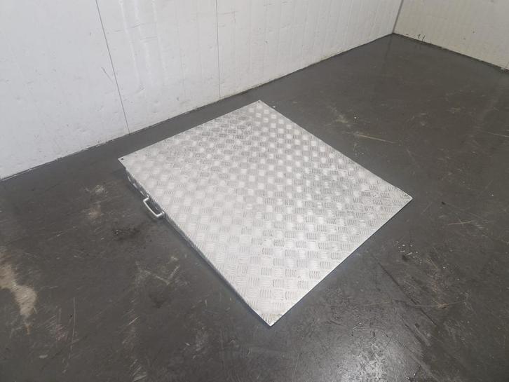 Oprijplaat voor koel- en vriescel 89 x 100 x 8 cm, Zakelijke goederen, Horeca | Keukenapparatuur, Gebruikt, Koelen en Vriezen