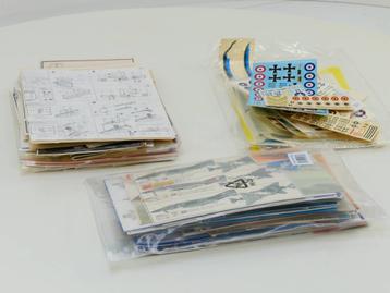 Assortiment decals en documentatie voor..., Ophalen of Verzenden
