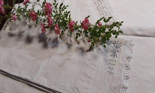 Drap de lit (3) - 275 cm - 230 cm - Sans réserve, Antiek en Kunst, Antiek | Tapijten, Tafelkleden en Textiel
