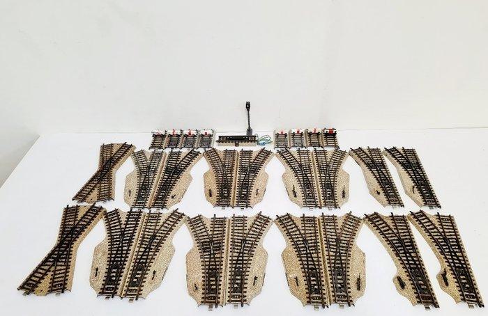 Märklin H0 - Modeltreinsporen (30) - M-rails Wissels -, Hobby en Vrije tijd, Modeltreinen | H0