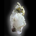Groene epidote met adularia uit Balochistan – Gratis, Verzamelen