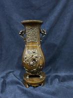 Vaas - Brons - Japan - Bronzen balustrade 1900 y, Antiek en Kunst