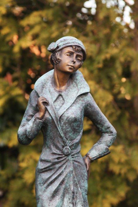 d.rouat - sculptuur, bronzen dame in oude klederdracht en, Antiquités & Art, Art | Objets design