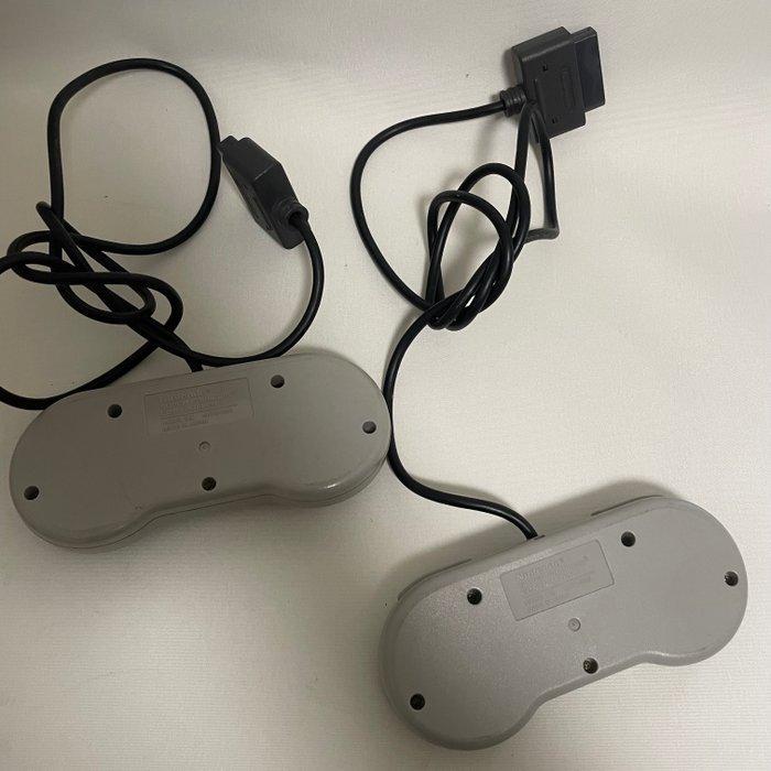 Nintendo - Super Famicom (Japanese SNES) - NTSC-J + 6 Games, Games en Spelcomputers, Spelcomputers | Overige Accessoires