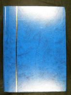 Liechtenstein - Stock dans deux gros livres de poche, Timbres & Monnaies