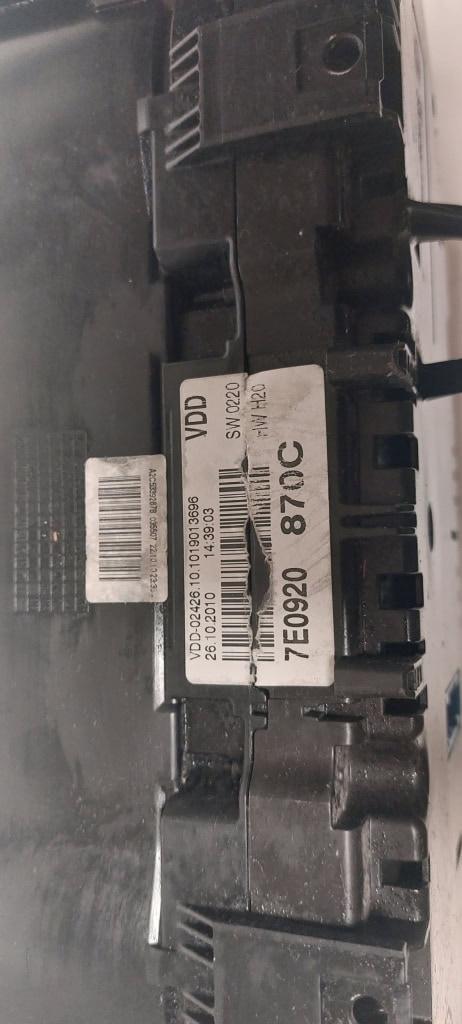 Volkswagen 7E0 920 870 C tellerunit GP (bekleding), Auto-onderdelen, Interieur en Bekleding, Gebruikt, Volkswagen, Ophalen of Verzenden