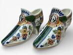 De Porceleyne Fles, Delft - Beeldje, set schoentjes - 6.5 cm, Antiek en Kunst