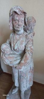 sculptuur, Tuinbeeld Vrouwe met kinderen - 93 cm -, Antiquités & Art, Antiquités | Céramique & Poterie