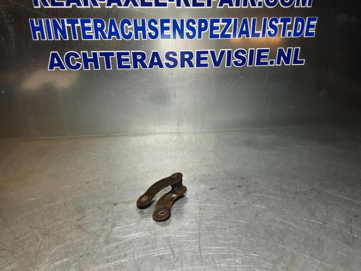 Beugel stabilisatorstang achteras Opel Ascona A, Manta A,..., Auto-onderdelen, Remmen en Aandrijving, Gebruikt, Opel, Verzenden