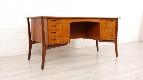 Vintage bureau | Deens design | Teak | Svend Aage Madsen, Huis en Inrichting, Bureaus, Ophalen of Verzenden