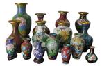 Grote collectie van 15 Cloisonné - Vazen - China -, Antiquités & Art