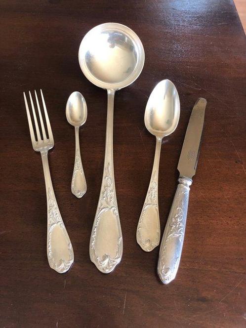 Ménagère pour 12 personnes (49) - art nouveau - Plaqué(e), Antiek en Kunst, Antiek | Meubels | Tafels