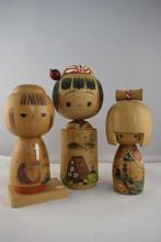 Beeldje - Three Kokeshi Dolls from Japan. - Hout