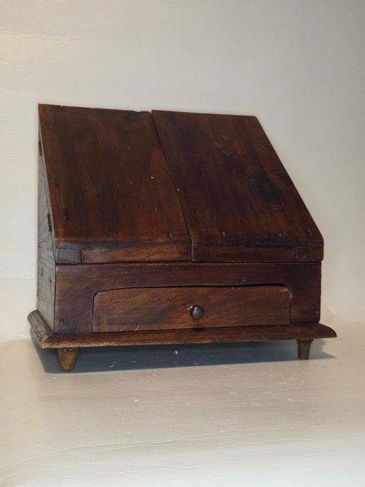 Kast - Hout, Antiek en Kunst, Antiek | Overige Antiek