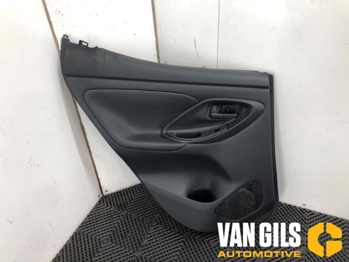 Portierbekleding 4Deurs links-achter Toyota Yaris O282386, Auto-onderdelen, Carrosserie
