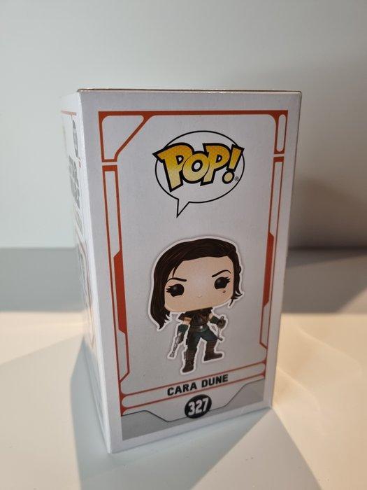 Funko - Funko Pop Star Wars Cara Dune #327 Signed by Aidan, Antiquités & Art, Antiquités | Jouets