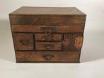 Ancien commode japonais en zelkova - Bois - Période Taish