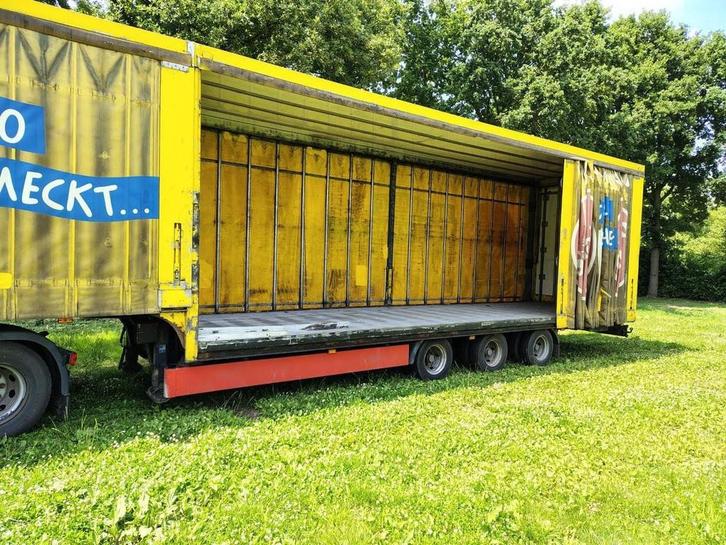 Veiling: Schuifzeiloplegger Wuelhorst 2005, Auto's, Vrachtwagens, Ophalen