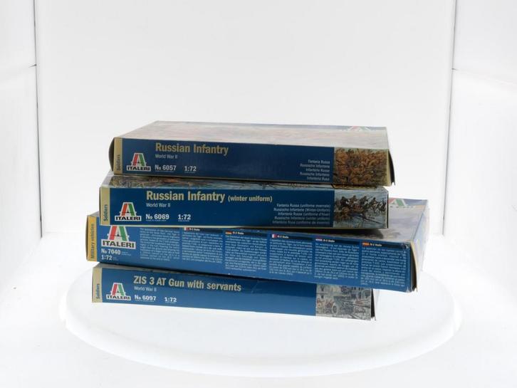 Schaal 1:72 Set van 4 bouwpakketten thema Infantery en Ar..., Hobby en Vrije tijd, Modelbouw | Auto's en Voertuigen, 1:50 of kleiner