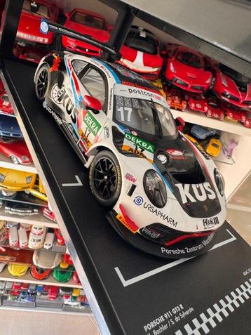 Modelcar of the year 2022 1:18 - Voiture miniature - Porsche