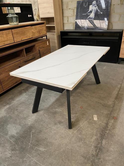 Hera eettafel, steen wit (nieuw, A-keuze), Huis en Inrichting, Tafels | Eettafels, Nieuw, Metaal, Overige materialen
