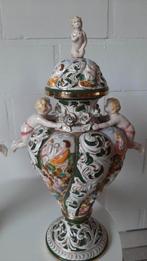 Capodimonte - Vaas (2) - Porcelein of Keramiek - Vazen met, Antiek en Kunst