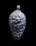 Oud-Egyptisch - Amulet en geglazuurde faience - Druiventros