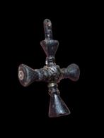 Middeleeuwen, kruisvaardersperiode Brons, Stunning Cross