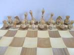 Jeu d’échecs échiquier Umbra Wobble chess set - Schaakspel -