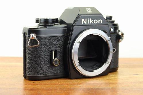 Nikon Nikkormat EM Appareil photo argentique, Audio, Tv en Foto, Fotocamera's Analoog
