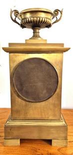 Pendule à balancier - Antique - Laiton doré - 1850-1900