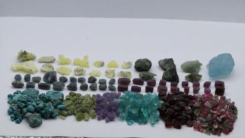Prachtige natuurlijke robijn, druiventopaz, smaragd,, Verzamelen, Mineralen en Fossielen