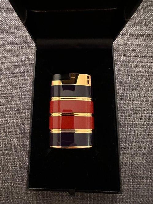 Yves Saint Laurent - Unknown - Sans Prix de Réserve -, Verzamelen, Rookartikelen, Aanstekers en Luciferdoosjes