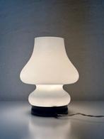 Lampada da Tavolo Mushroom in Vetro Soffiato Opalino -