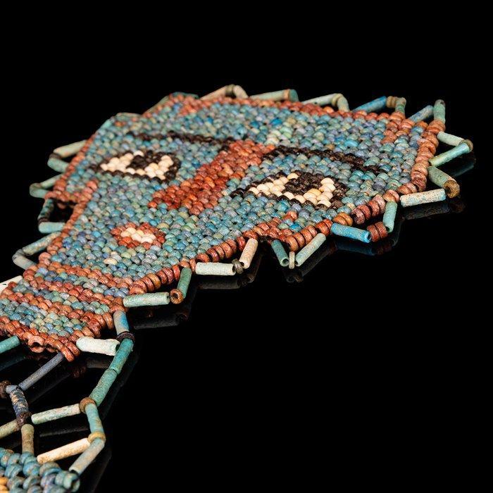 Égypte ancienne Linceul de momie en faïence avec scarabée, Antiek en Kunst, Antiek | Overige Antiek