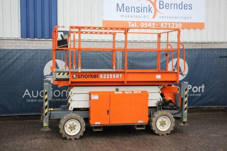 Veiling: Schaarlift Snorkel S2255RT Diesel 8.5m 2019, Zakelijke goederen, Machines en Bouw | Liften, Steigers en Ladders, Ophalen