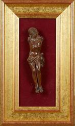 Beeldje, Christ en bois fruitier : XVIIème siècle - 32 cm -