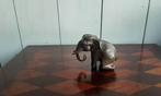 P. Chenet - Statue, Olifanten - 7.5 cm - Bronze, Antiek en Kunst