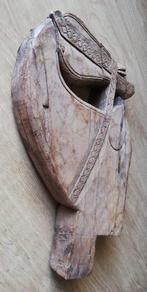 Grande console en forme de cheval - bois de châtaignier -