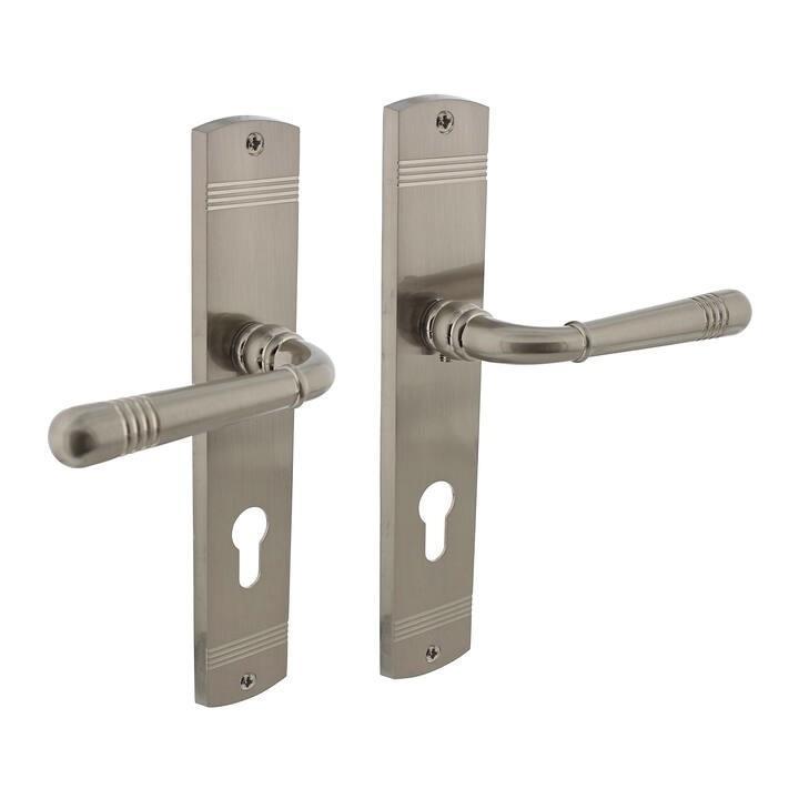 Deurklink Helena op schild profielcilindergat 55mm nikkel..., Doe-het-zelf en Bouw, Hang- en Sluitwerk, Klink of Kruk, Nieuw, Koper of Messing